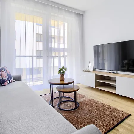 Przystan Baltycka * קולובז'ג